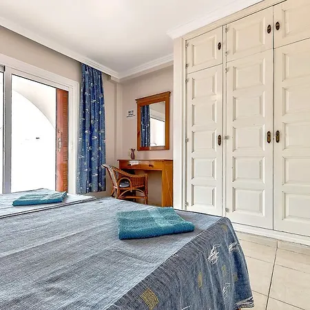 Apartamento In Paraiso Royal